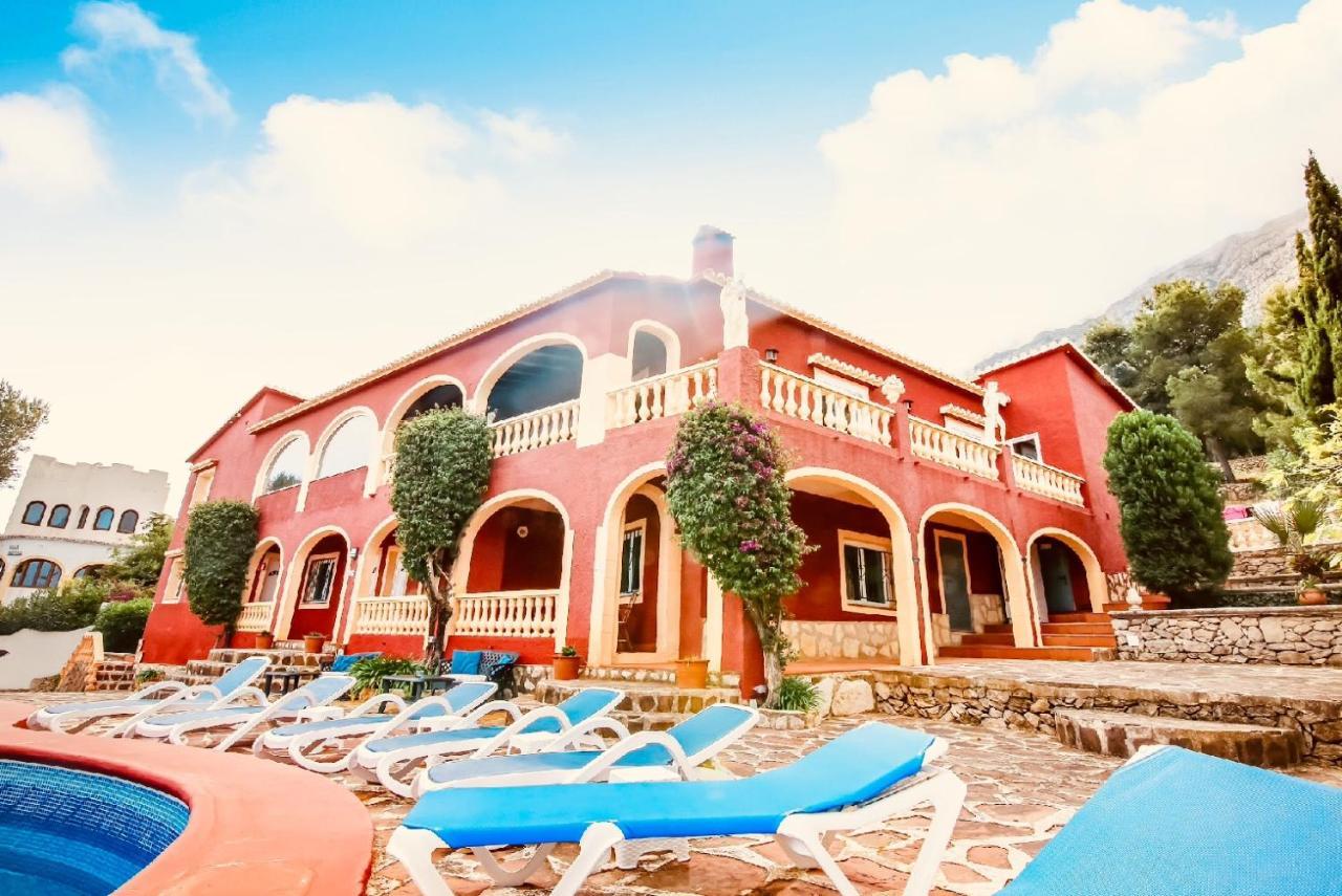 فندق Pinkflamingo دينايا المظهر الخارجي الصورة
